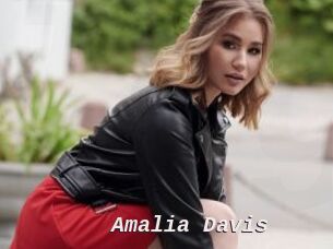 Amalia_Davis