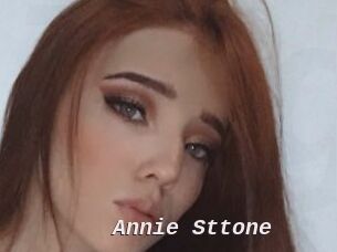 Annie_Sttone