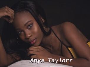 Anya_Taylorr