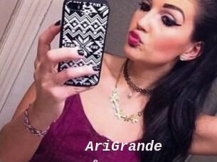 AriGrande