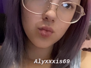 Alyxxxis69