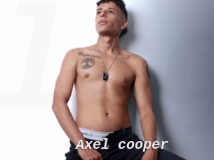 Axel_cooper