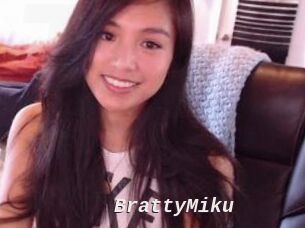 BrattyMiku Live Camgirls Sex