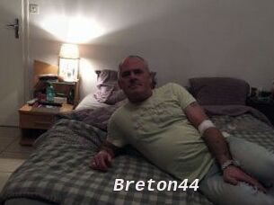 Breton44