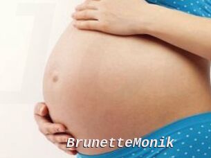 BrunetteMonik