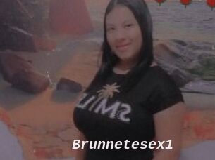 Brunnetesex1