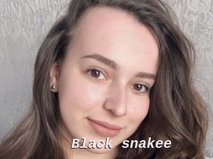 Black_snakee