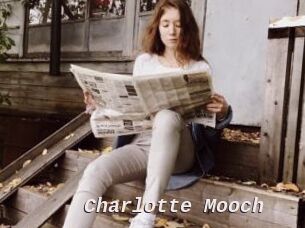 Charlotte_Mooch