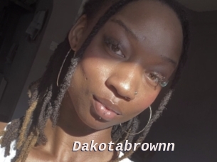 Dakotabrownn