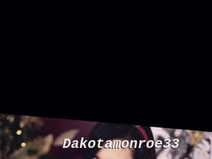 Dakotamonroe33