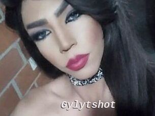 Gyly_ts_hot