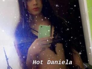 Hot_Daniela