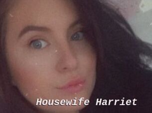 Housewife_Harriet