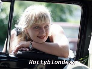 Hottyblondexx