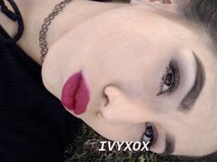 IVY_XOX