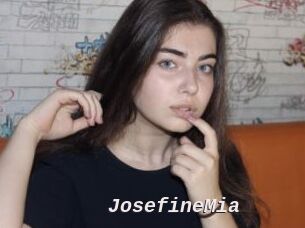JosefineMia
