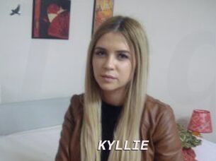 KYLLIE_