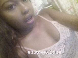 KissMeKiona