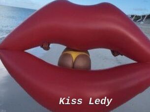 Kiss_Ledy