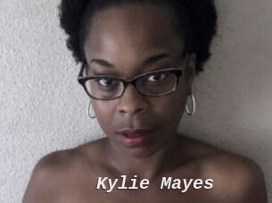 Kylie_Mayes