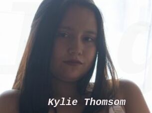 Kylie_Thomsom