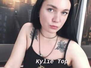 Kylie_Top
