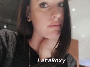 LaraRoxy