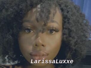 LarissaLuxxe