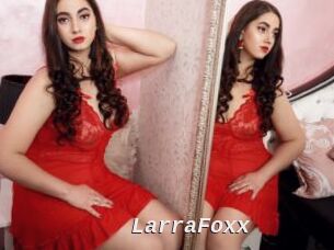 LarraFoxx