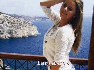 LarraMaxx