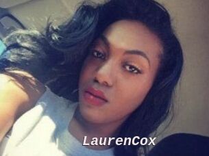 Lauren_Cox