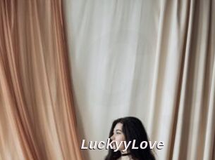 LuckyyLove