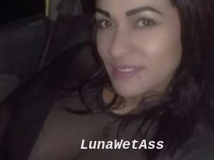 LunaWetAss
