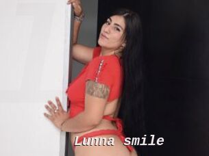 Lunna_smile