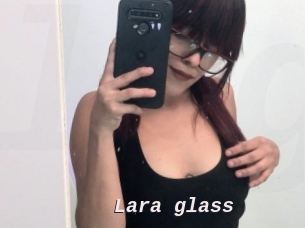 Lara_glass