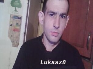 Lukasz8