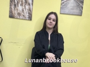 Lunanbrookhouse