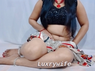 Luxrywife