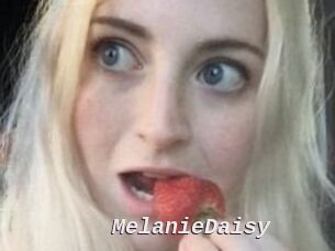Melanie_Daisy
