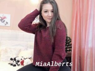 MiaAlberts