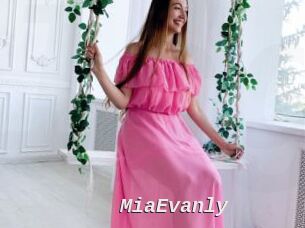 MiaEvanly