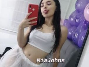 MiaJohns