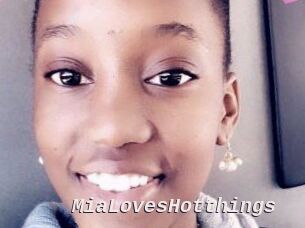 MiaLovesHotthings