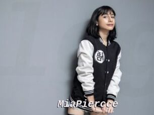 MiaPiercce Live Camgirls Sex
