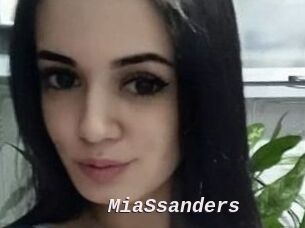 MiaSsanders