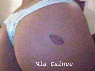 Mia_Cainee