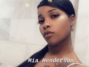 Mia_Henderson