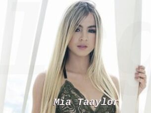 Mia_Taaylor
