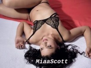 MiaaScott