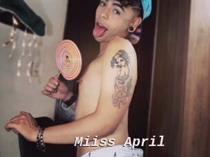 Miiss_April